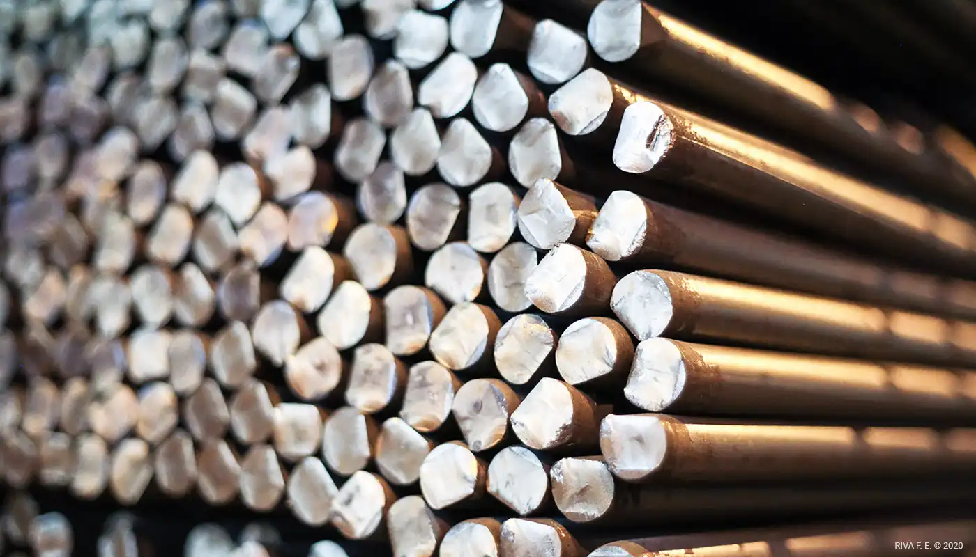  Hot rolled round steel bars