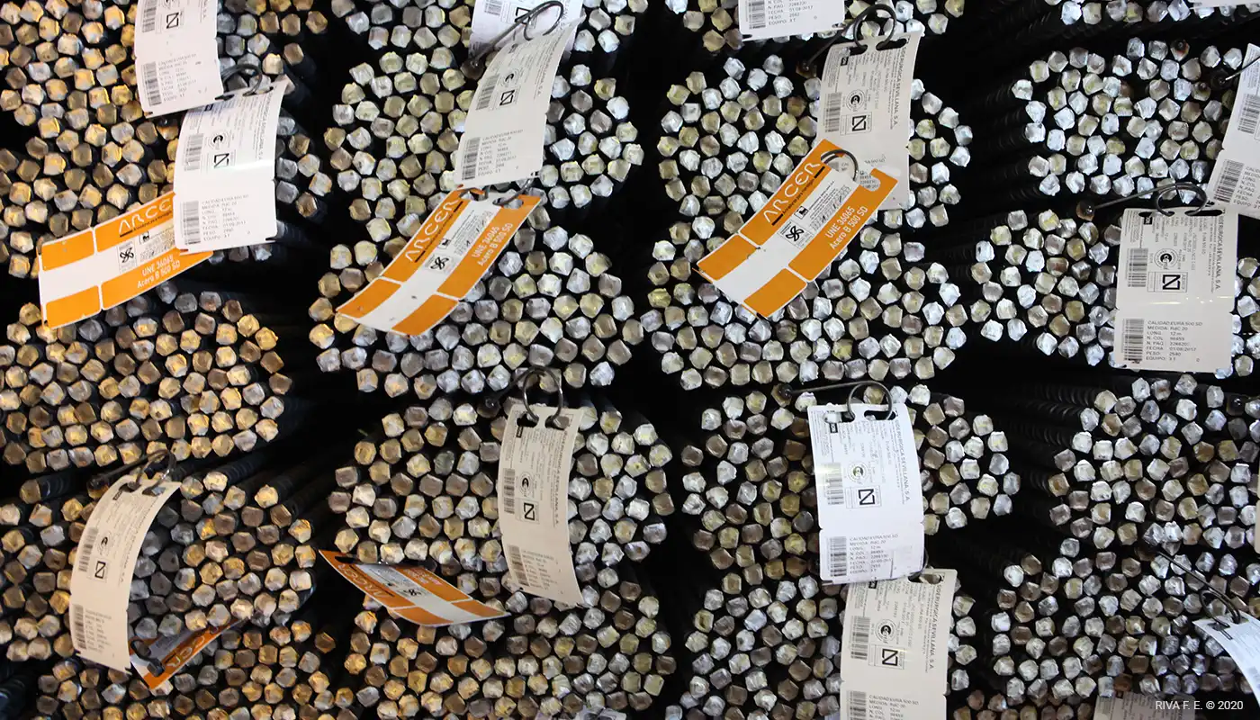 Hot rolled concrete reinforcing bars